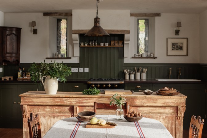 The statement Plain English kitchen