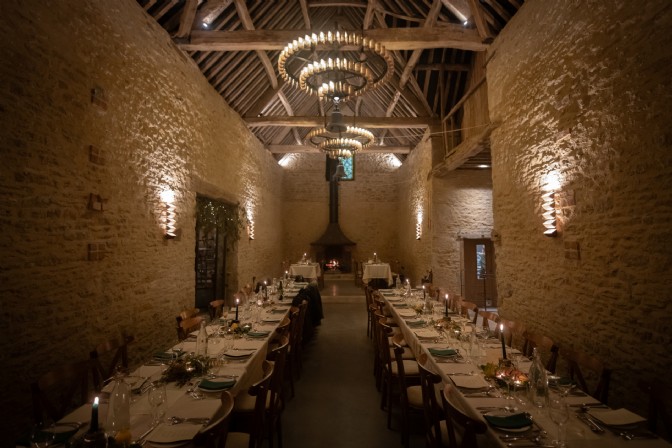 GP4433 - The characterful wedding barn at Gulliver’s Hall, Gloucestershire