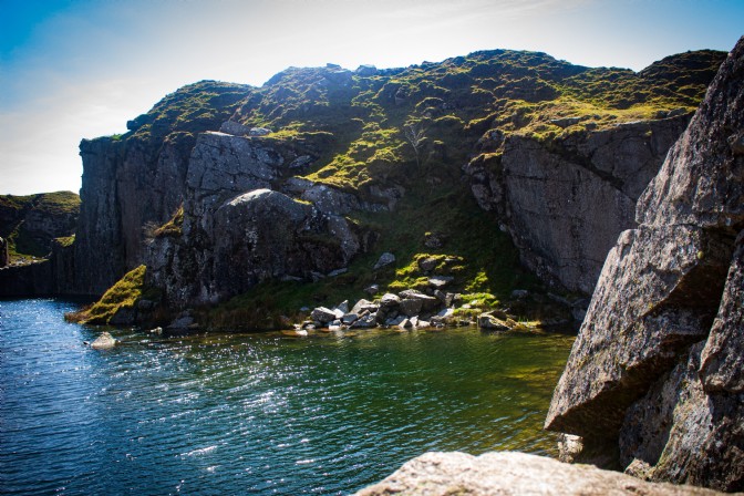 Goldiggins Quarry Cliff Jumping 