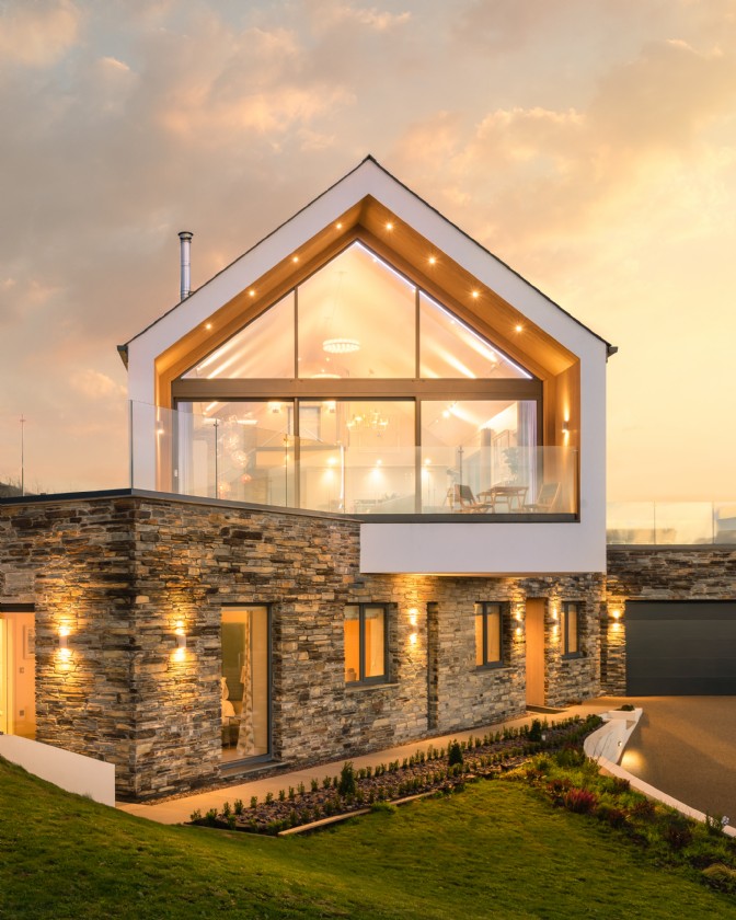 Stratum, architect-designed home in Cornwall