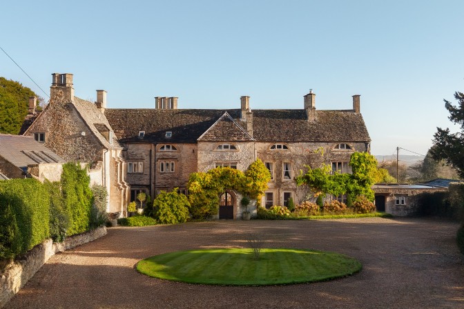 GP4285 - Saxon in Stow-on-the-Wold, The Cotswolds