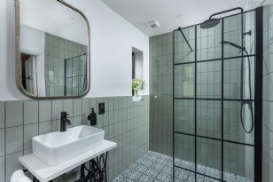 Family Shower Room