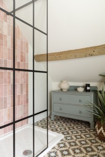 Bedroom Eight
