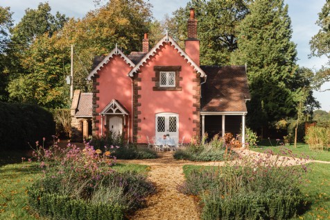 Charlotte&acute;s Folly