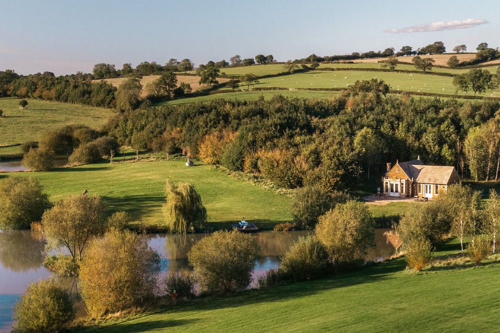 Dragonwood Boat House | Luxury Self-Catering | Oakham, Rutland