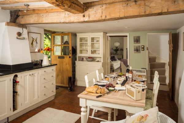 Faerie Door Cottage | Luxury Self-Catering | West Overton, Wiltshire ...