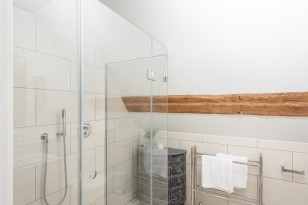 Family shower room
