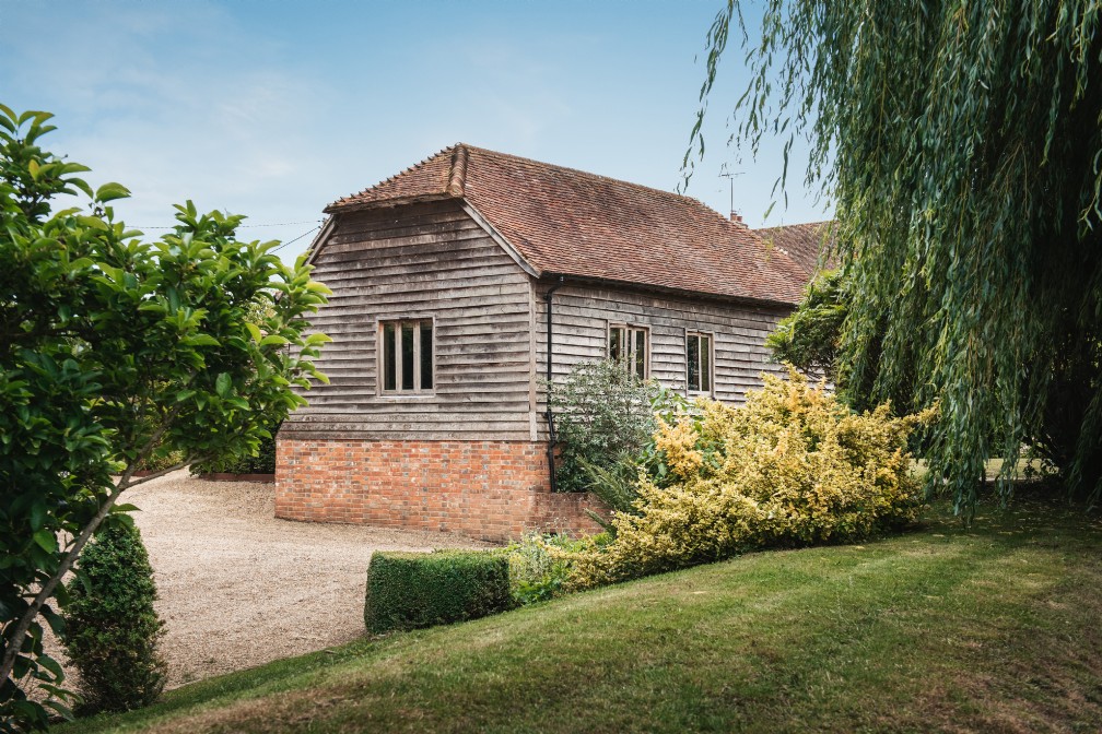 Figgy Court | Luxury Self-Catering Barn | West Sussex