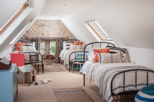 Bedroom Seven