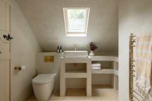 Cottage, Bedroom Two