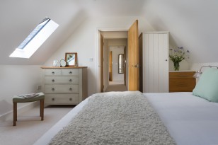 Bedroom Seven