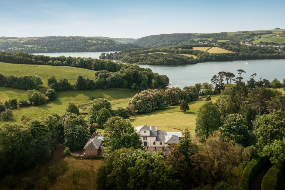 Luxury holiday cottages with private pools | Unique Homestays