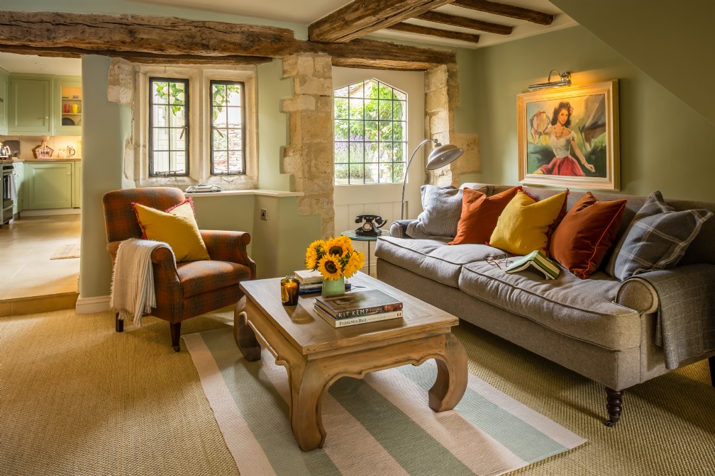 Little Scarlet | Luxury Self-Catering Cottage | Burford, Cotswolds