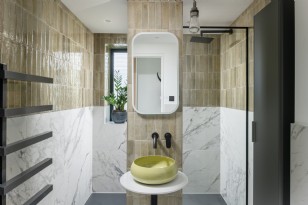 The Annexe: Shower Room