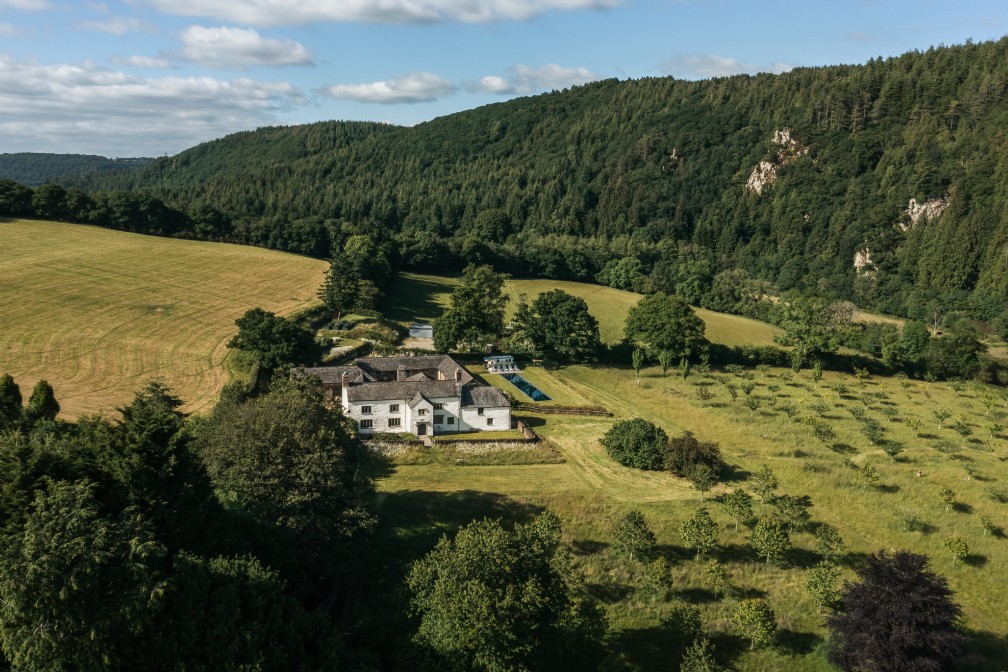 Luxury Self-Catering Farmhouse with Pool | Tamar Valley, Cornwall