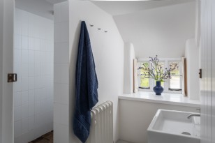 Family Shower Room