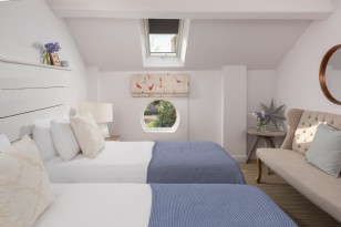 Bedroom Seven