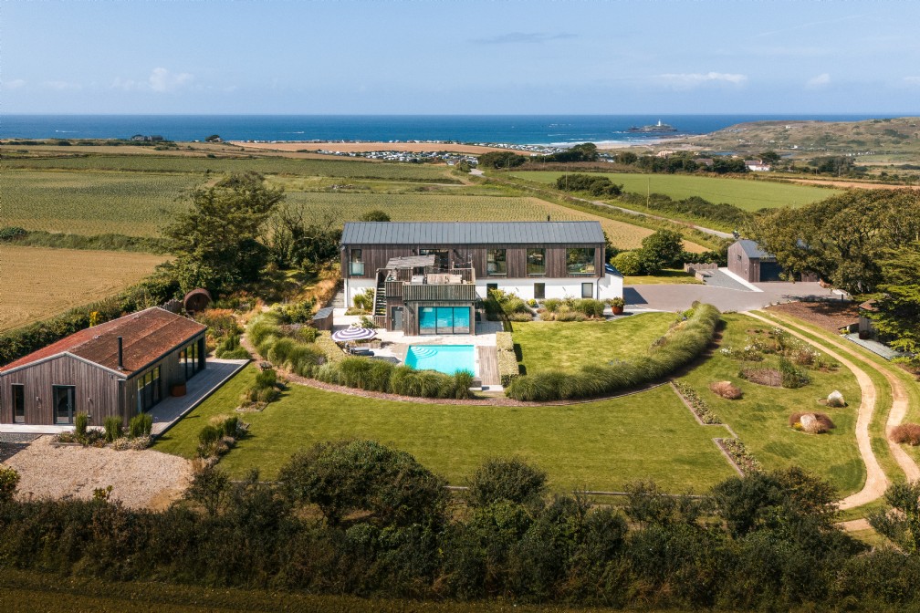 Senara | Luxury Self-Catering Beach House | Gwithian, Cornwall