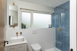 Family Shower Room