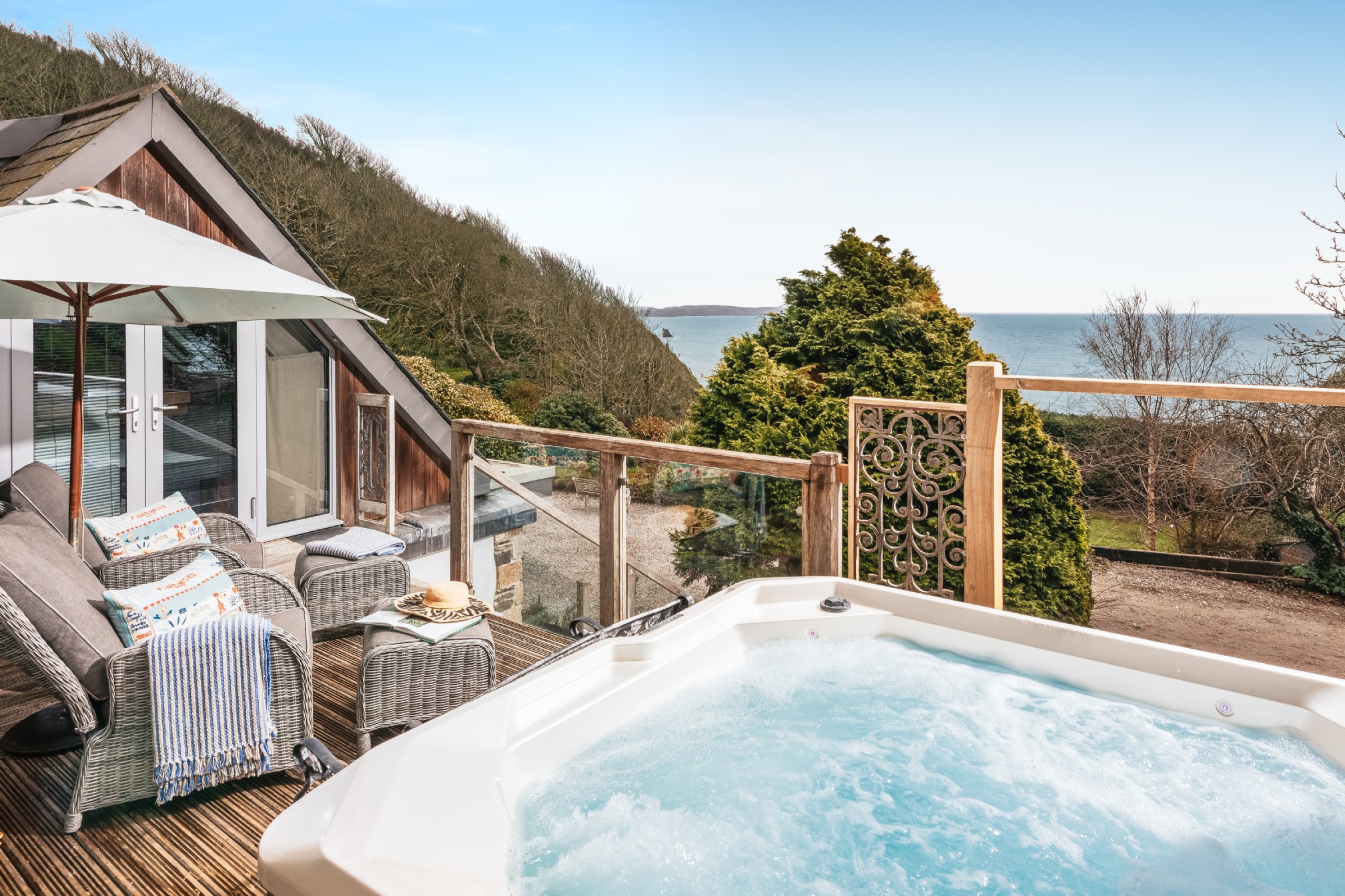 The Boat House Luxury Self Catering Home Cawsand Downderry