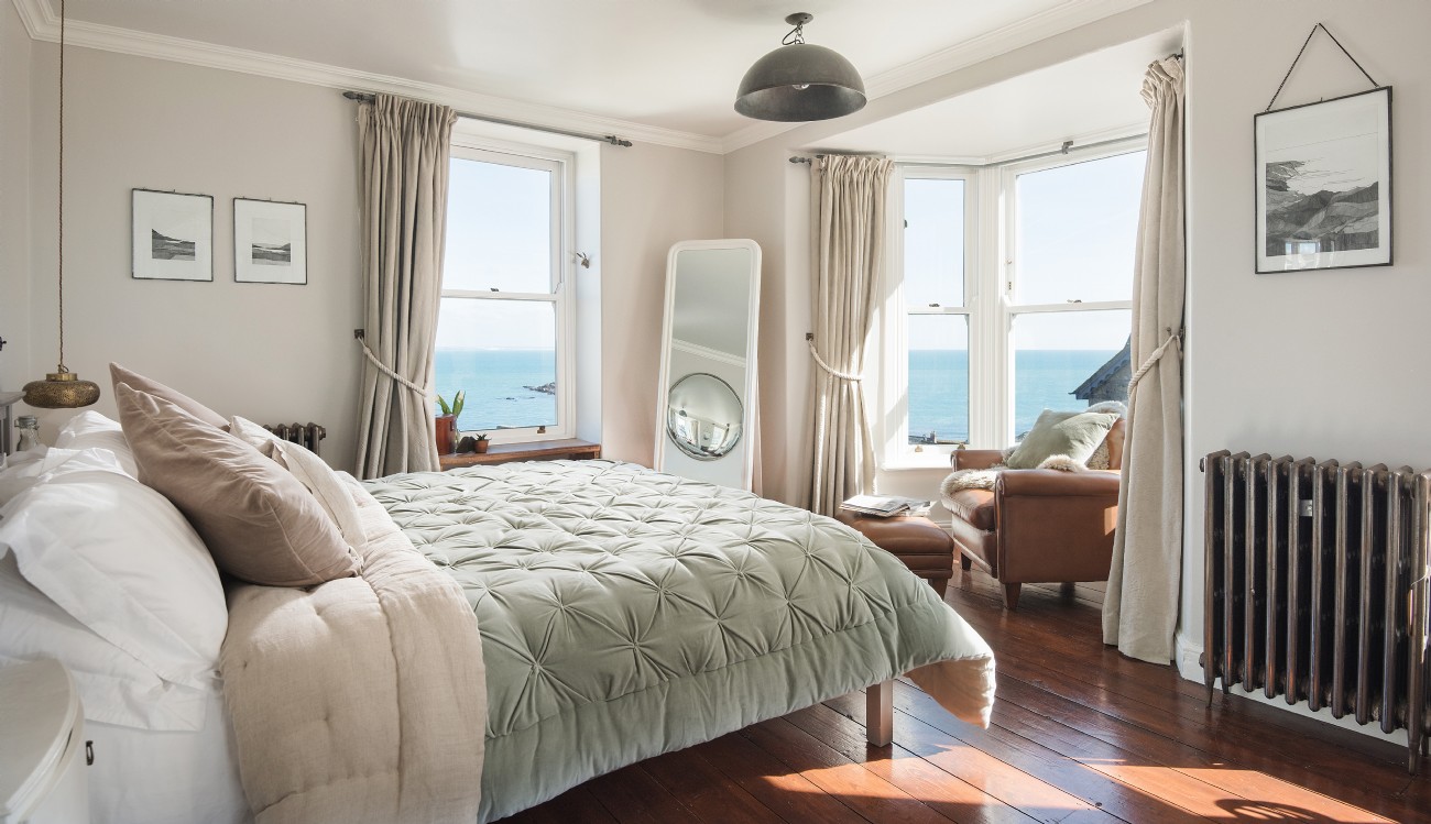 Mousehole Luxury Self Catering Coastal Cottage In West Cornwall