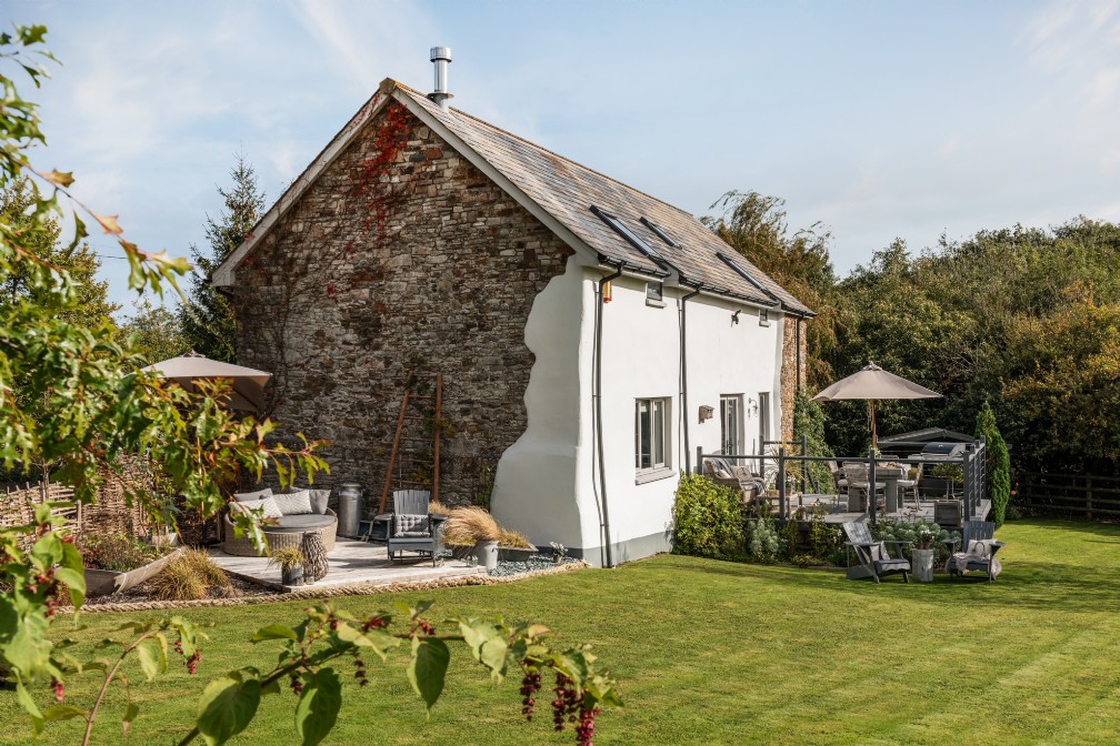 Luxury Barn For Sale Near Clovelly | Abbotsham, North Devon