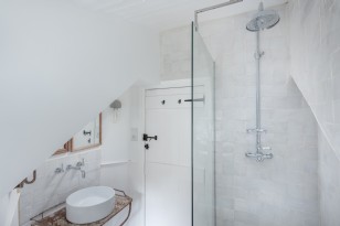 Family Shower Room