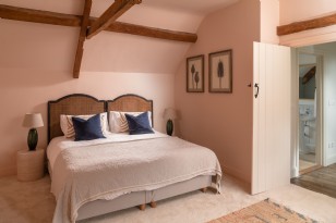 Farmhouse: Bedroom Two