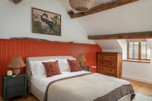 Stone Barn: Bedroom One