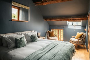 Stone Barn: Bedroom Two