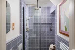 Family shower room