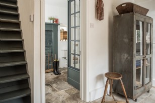 Shower Room (Hollyhocks)