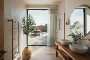 Family Shower Room
