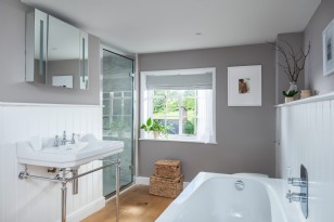 Family bathroom