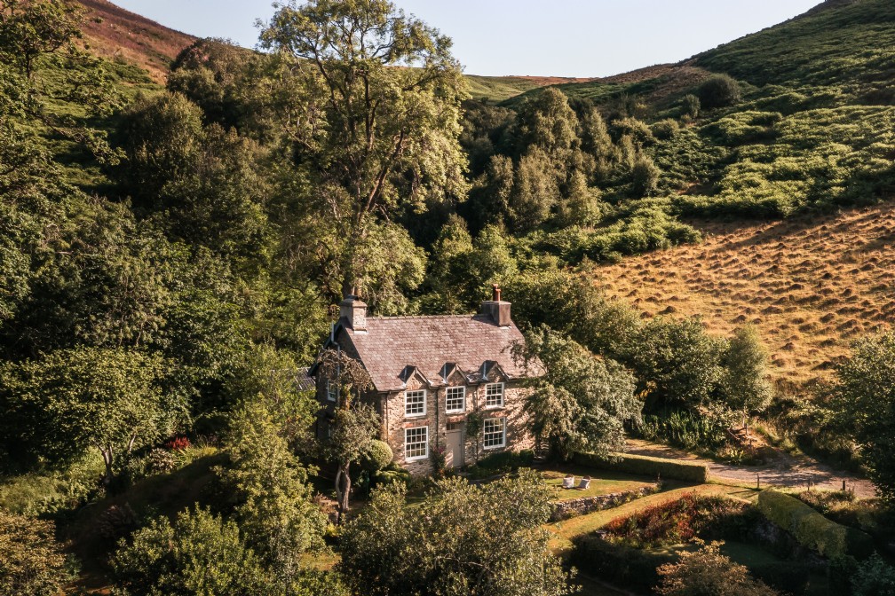 Tincture | Luxury Self-Catering Cottage | Cambrian Mountains, Wales