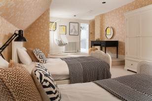 Bedroom Seven