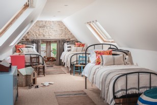 Bedroom Seven