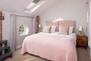 Bedroom Ten