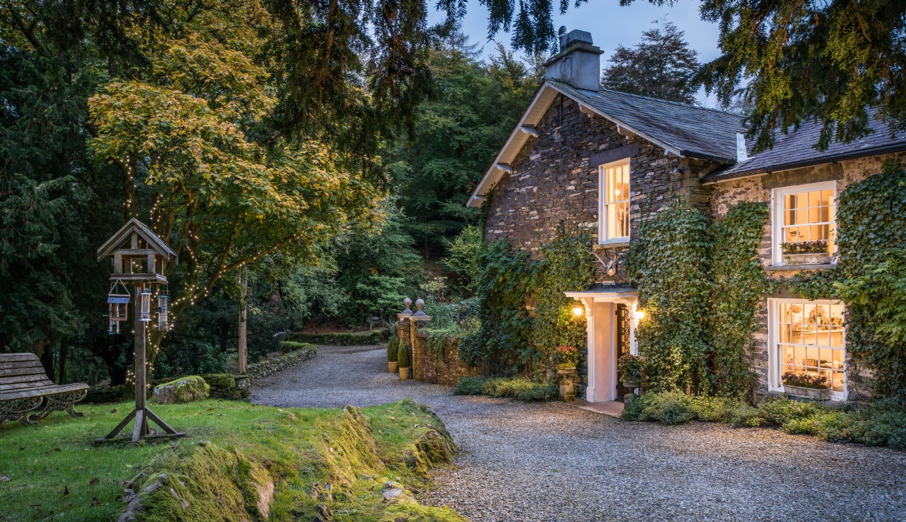 Winterfell Luxury Self Catering Lakeside House Lake Windermere