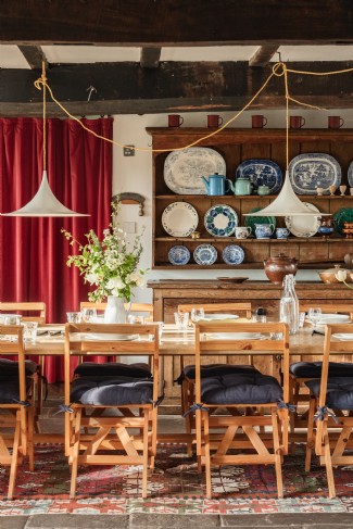 Laid-back suppers are encouraged at Charity