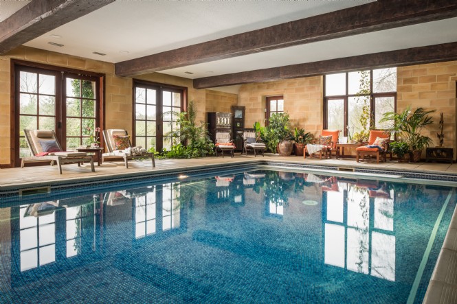 Luxury self-catering holiday home with indoor swimming pool in the Cotswolds