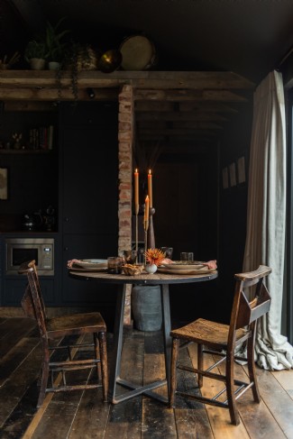 Feel like the last two on Earth at this luxury cabin