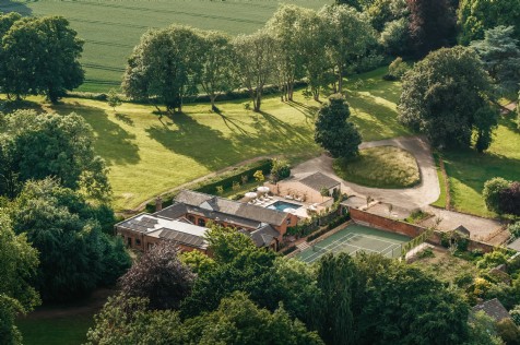 The power of connection | Redmere Hall, Wiltshire