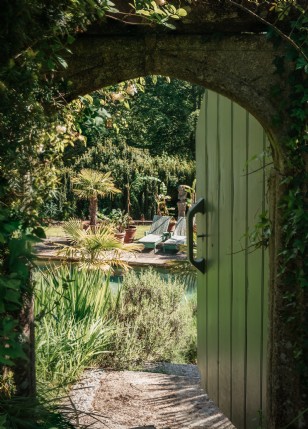 The best UK holiday homes with private swimming pools for 2026