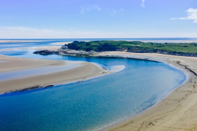 Where are the best beaches in Wales for families?