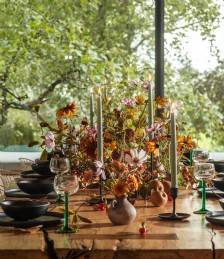 Spring tablescaping for the perfect Easter dinner