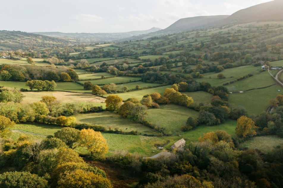 Windfall | Luxury Self-Catering Barn | Black Mountains, Herefordshire